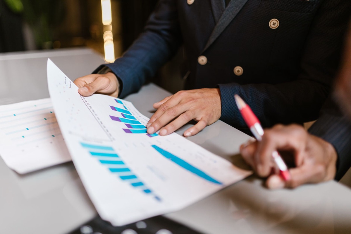 un dashboard con dati economici UK