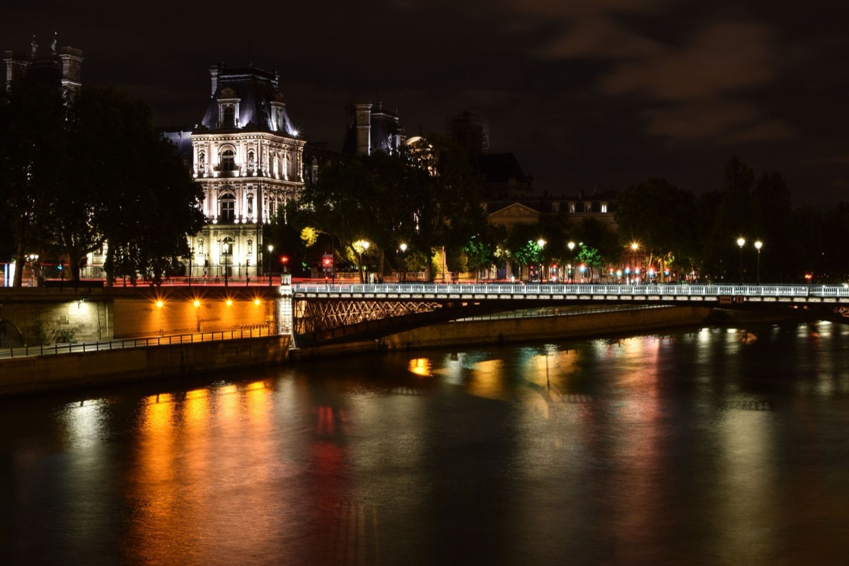 Tour Eiffel à la nuit