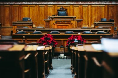 51,9% pour sortir : Le processus de retrait initié par le vote