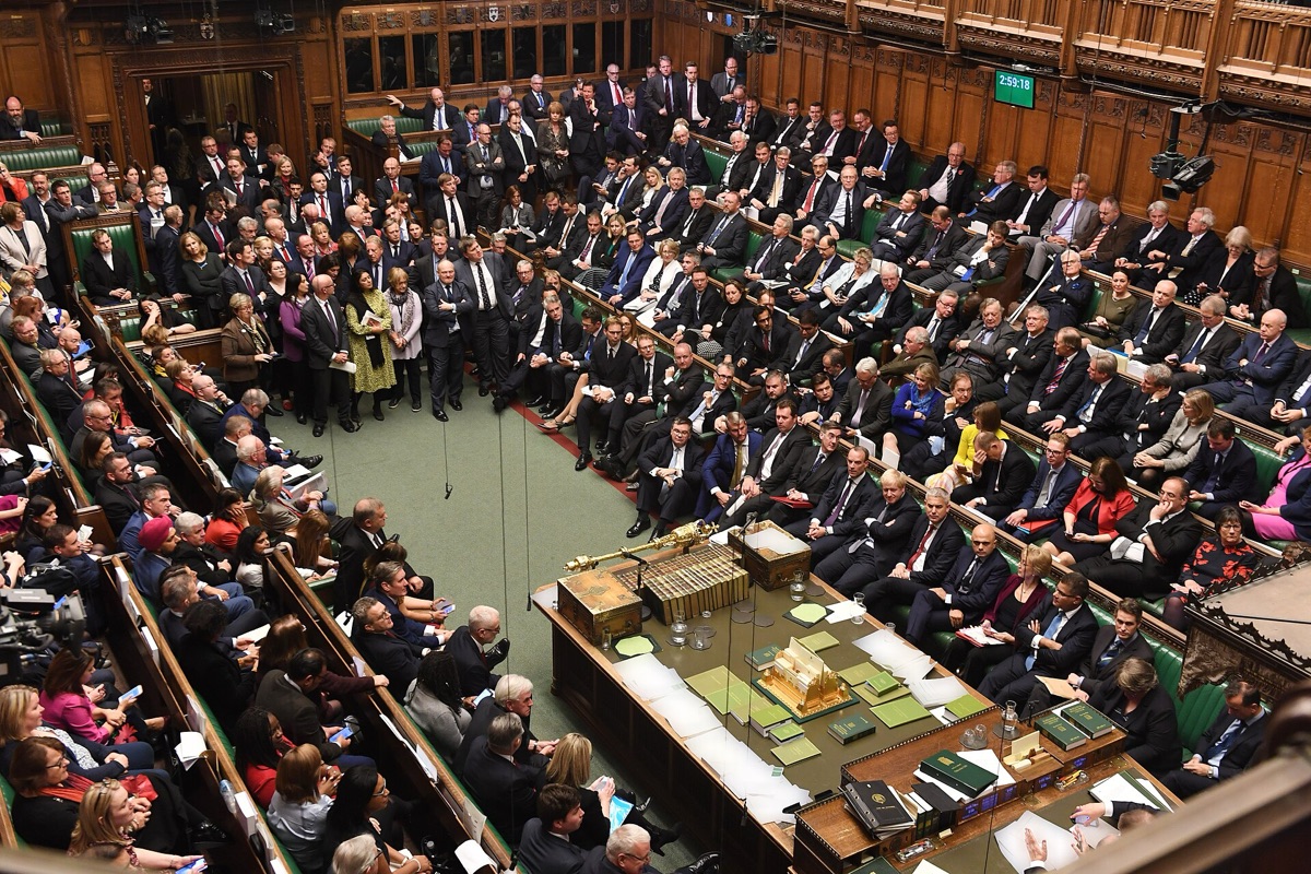sala delle camere legislative londra