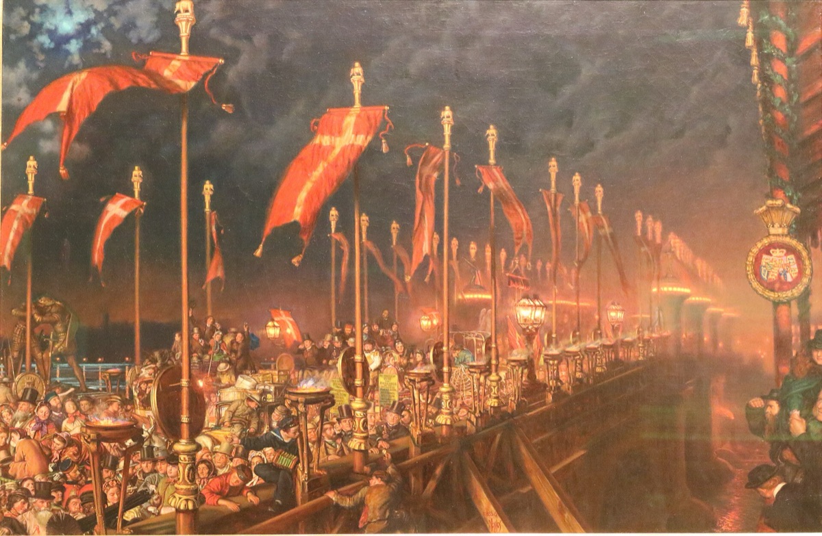 london bridge at night