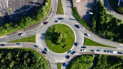 Wegennetwerk 397k mijl: Verkeerswetten sinds dag één