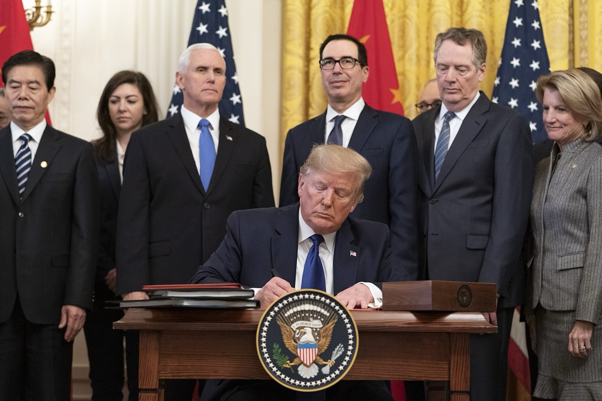 cerimonia di firma di un accordo commerciale