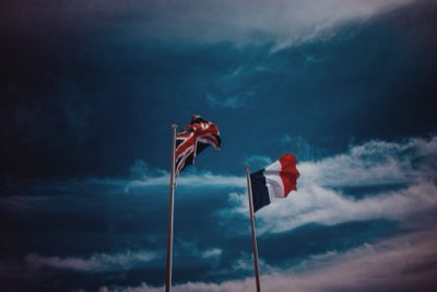 Barriere Burocratiche: Il Costo Reale della Separazione UE-UK